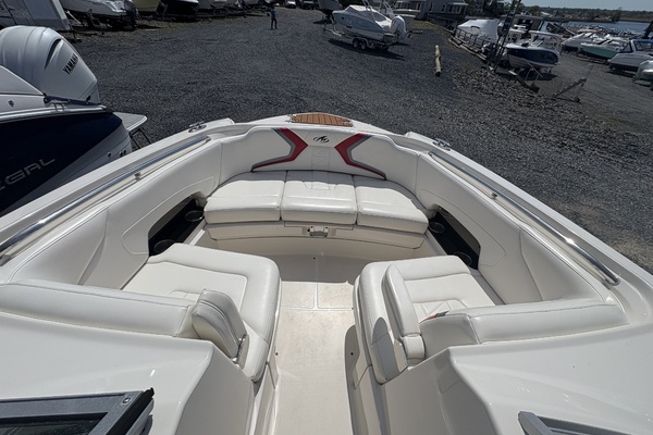 25ft Monterey Yacht For Sale