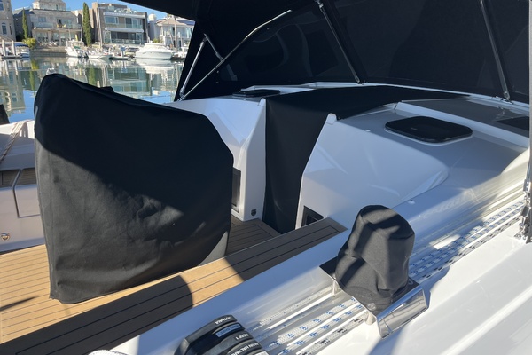 EFFORTLESS III 36ft Hanse Yacht For Sale