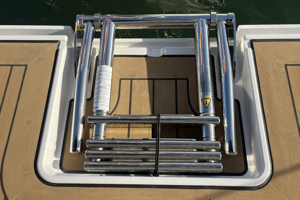 EFFORTLESS III 36ft Hanse Yacht For Sale