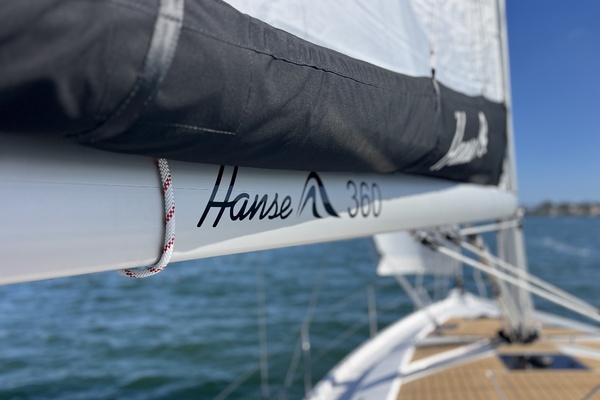 EFFORTLESS III 36ft Hanse Yacht For Sale