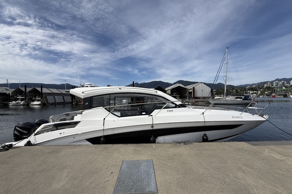 37ft Four Winns Yacht For Sale