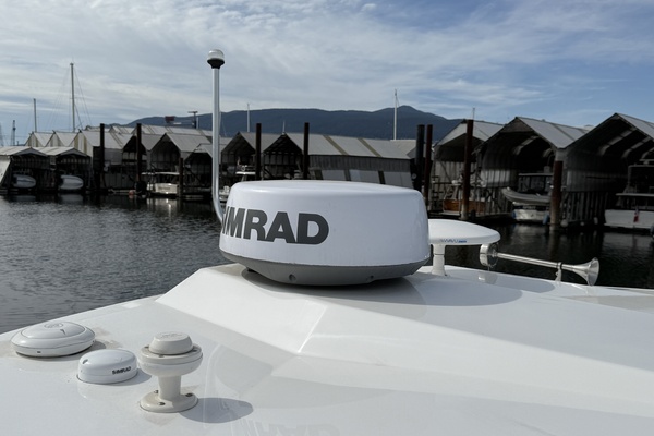 37ft Four Winns Yacht For Sale