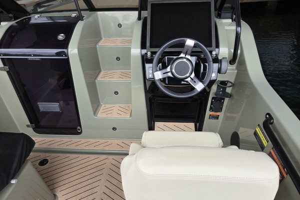 Hull 28 21ft X Shore Yacht For Sale