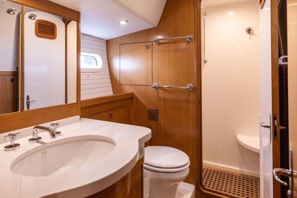 VENTURE 76ft Admiral Marine Yacht For Sale