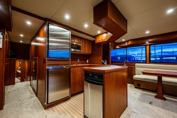 2009 Powercat 58