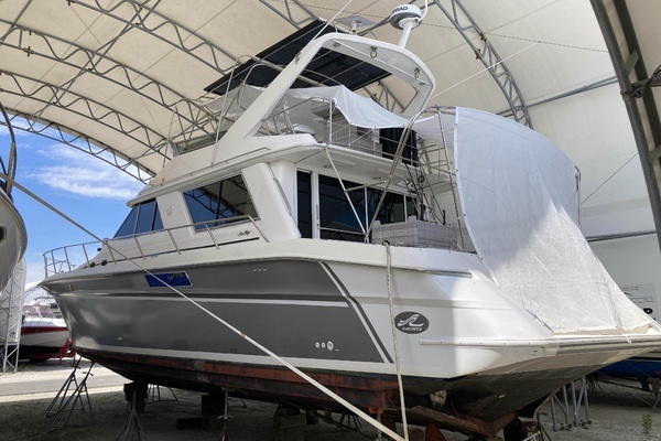 Photo of the 1995 Sea Ray 550