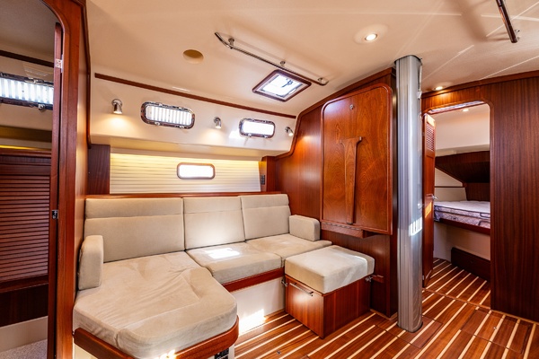 Oreanda 34ft Island Packet Yacht For Sale