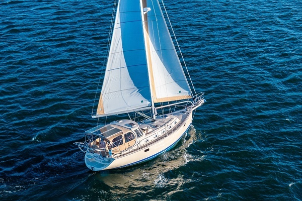 Island Packet 349 Yacht For Sale
