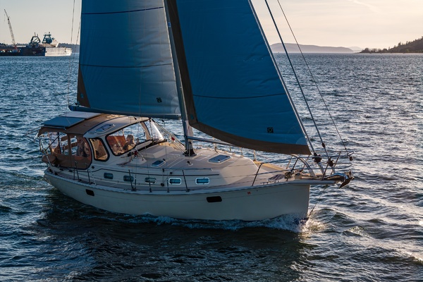 Oreanda 34ft Island Packet Yacht For Sale
