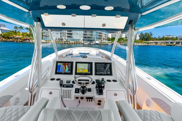 47ft Intrepid Yacht For Sale