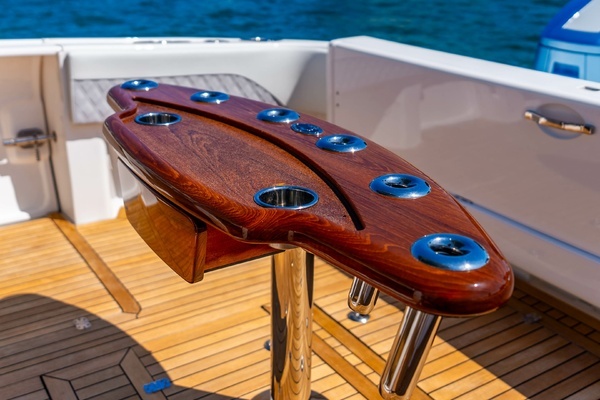 2015 Intrepid 47