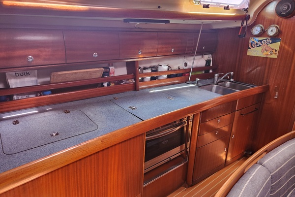 Sek Sek 44ft Bavaria Yacht For Sale