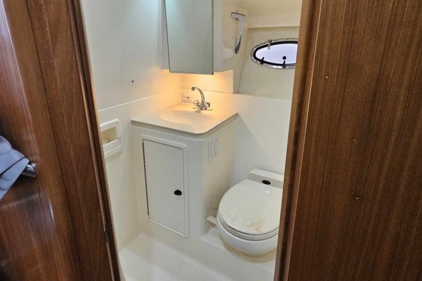 CRAZY LOVE 35ft Tiara Yachts Yacht For Sale