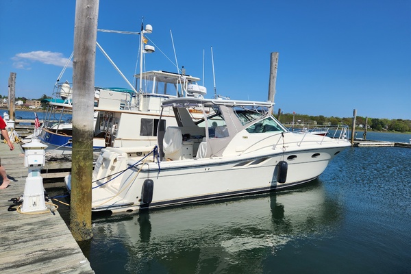 CRAZY LOVE 35ft Tiara Yachts Yacht For Sale