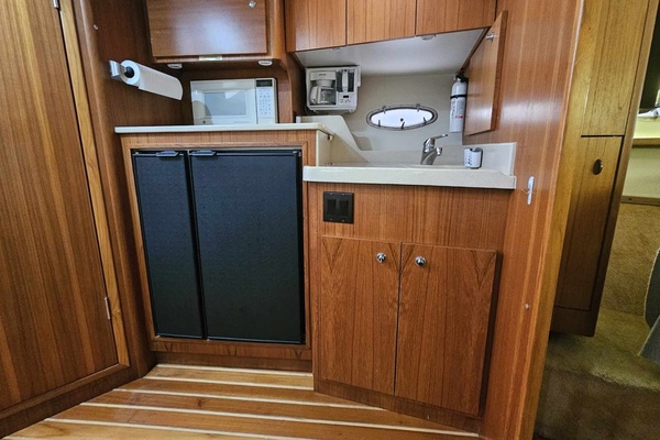 CRAZY LOVE 35ft Tiara Yachts Yacht For Sale