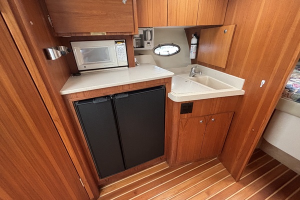 CRAZY LOVE 35ft Tiara Yachts Yacht For Sale