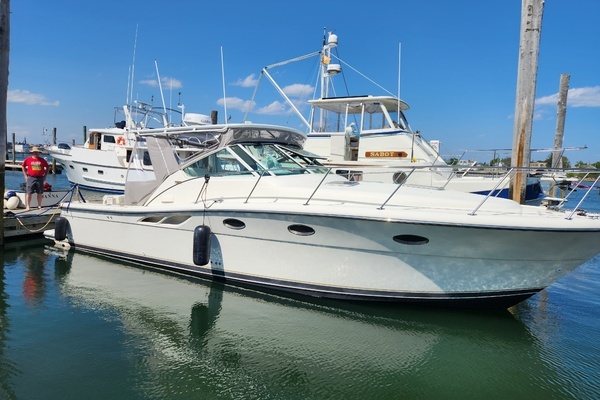 35-ft-Tiara Yachts-1998-3500 Open-CRAZY LOVE Harpswell Maine United States  yacht for sale
