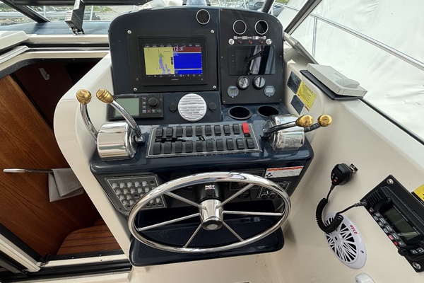 CRAZY LOVE 35ft Tiara Yachts Yacht For Sale