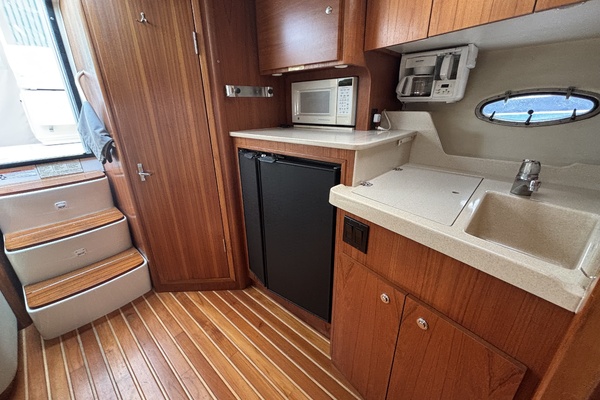 CRAZY LOVE 35ft Tiara Yachts Yacht For Sale