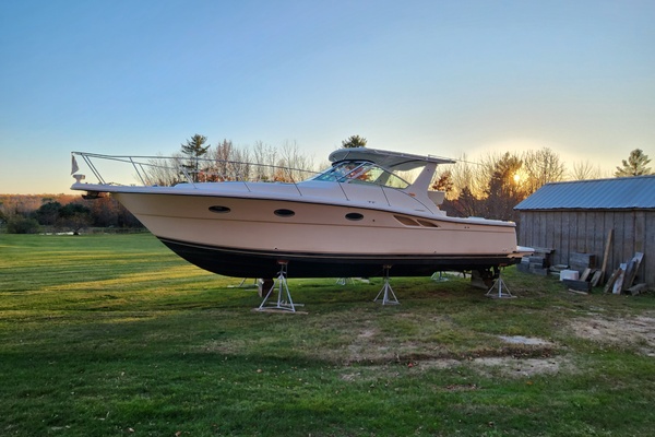 CRAZY LOVE 35ft Tiara Yachts Yacht For Sale
