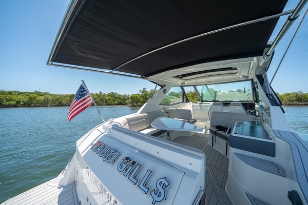 2021 Sea Ray 32