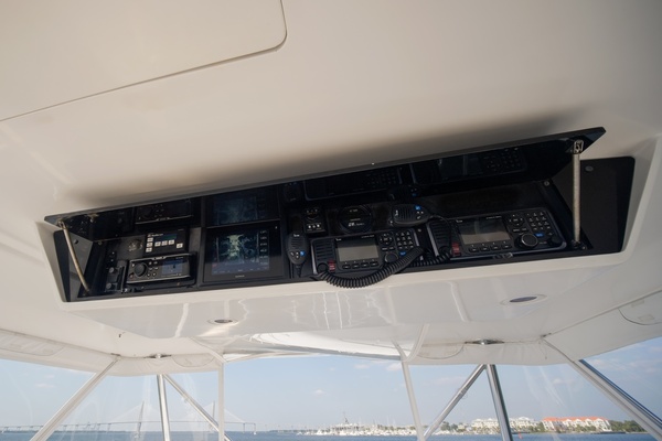 Reel Hook Up 60ft Hatteras Yacht For Sale