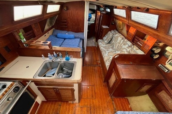 36ft S2 Yacht For Sale