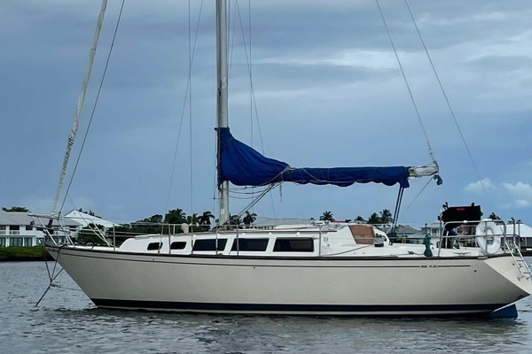 36ft S2 Yacht For Sale