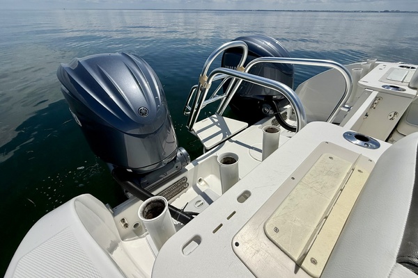 29ft World Cat Yacht For Sale