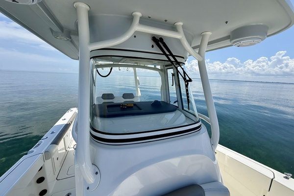 29ft World Cat Yacht For Sale