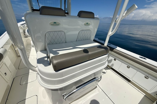 29ft World Cat Yacht For Sale