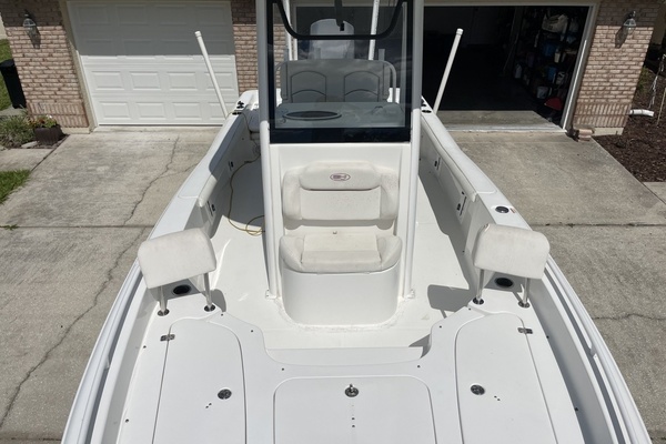 25ft Sea Hunt Yacht For Sale