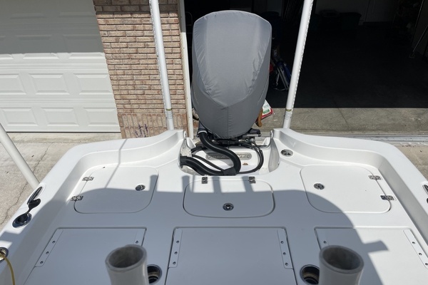 25ft Sea Hunt Yacht For Sale