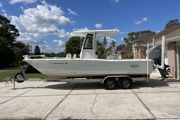 25ft Sea Hunt Yacht For Sale