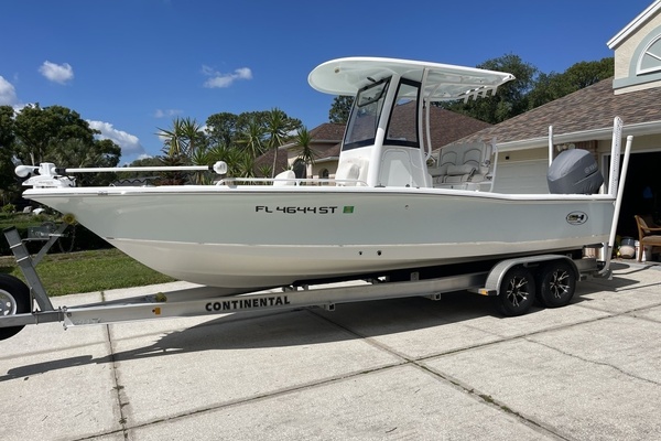 25ft Sea Hunt Yacht For Sale