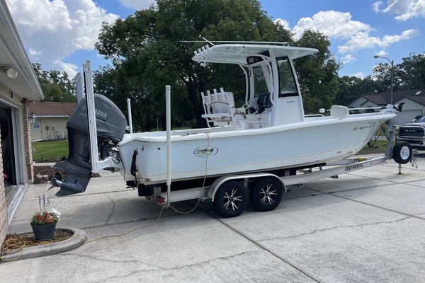 25ft Sea Hunt Yacht For Sale