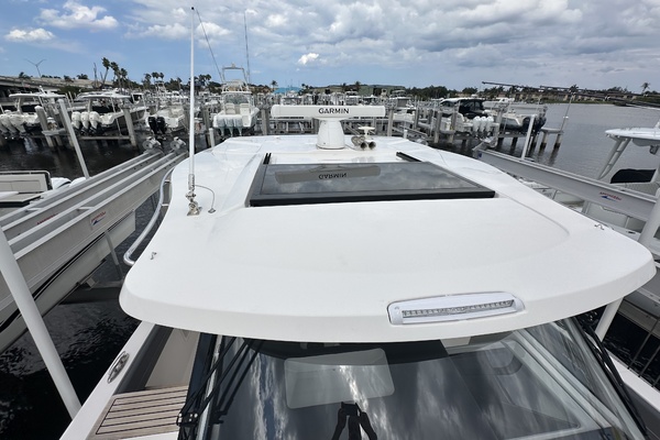 38ft Regal Yacht For Sale