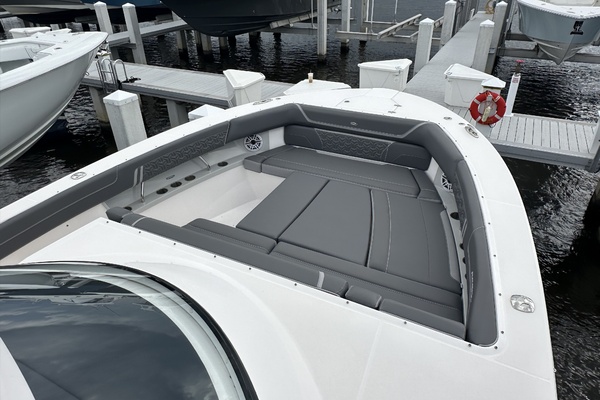 38ft Regal Yacht For Sale