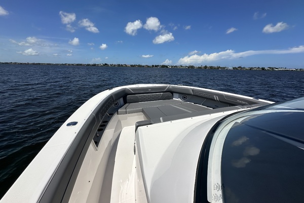38ft Regal Yacht For Sale