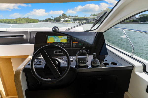 2026 Azimut 62