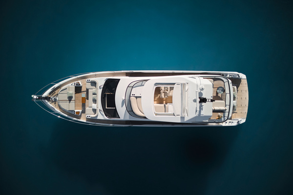 2026 Azimut 62
