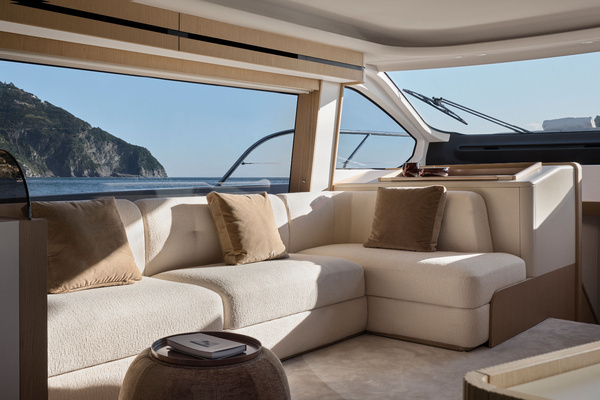 2026 Azimut 62
