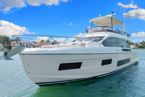 2026 Azimut 62