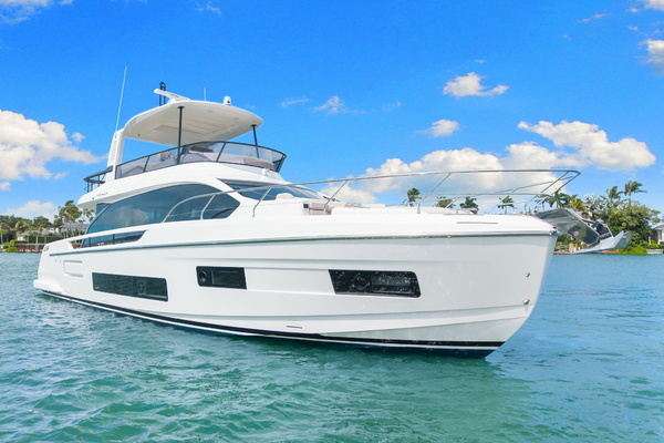 2026 Azimut 62
