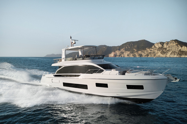62ft Azimut Yacht For Sale
