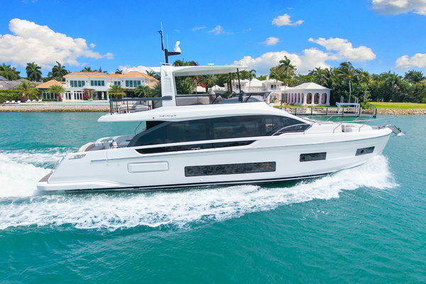 2026 Azimut 62