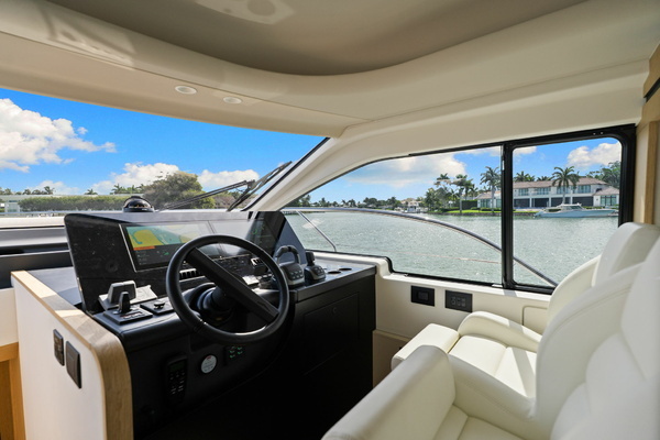 2026 Azimut 62