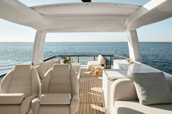 2026 Azimut 62