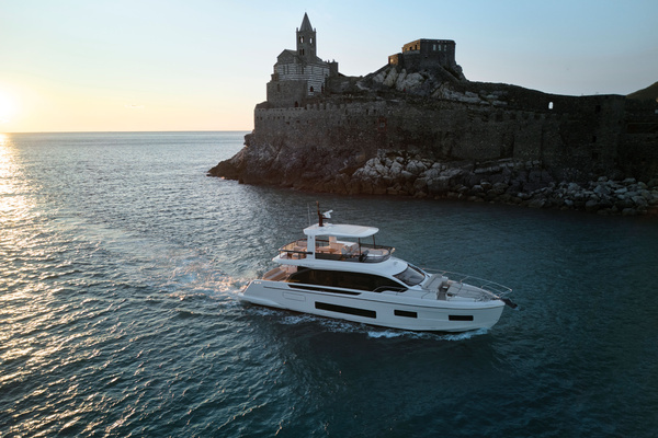 2026 Azimut 62