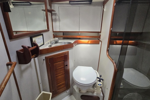 Damn Skippy 42ft Endeavour Yacht For Sale